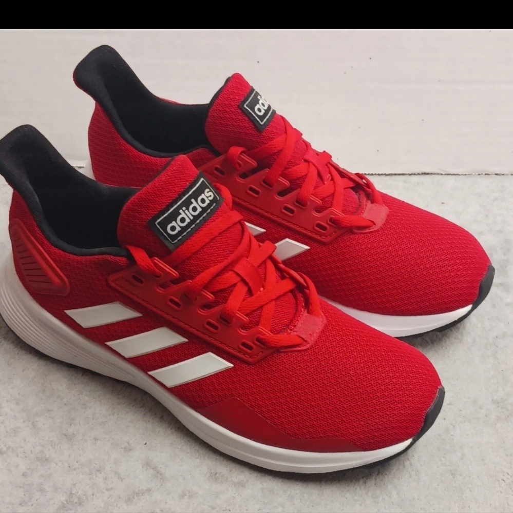Adidas Athletic Red & White Shoes SHD 675005 Womens Size 4.5